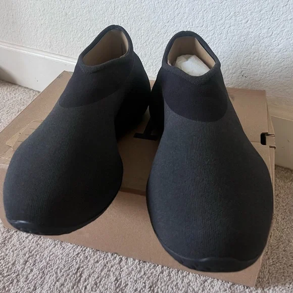 Yeezy | Shoes | Nib Adidas Yeezy Knit Rnr Fade Onyx | Poshmark